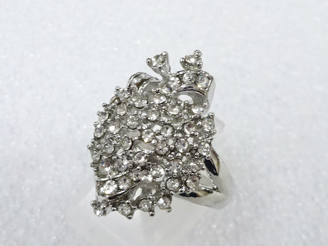 Japanese Kimono / Antique Accessories Metal